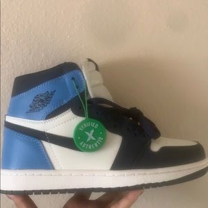 BRAND NEW Obsidians Woman’s